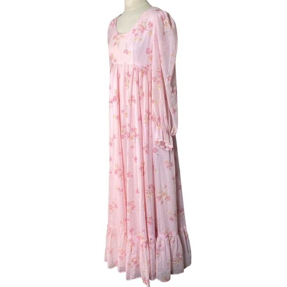 Vintage 70s Pink Floral Prairie Maxi Dress - Picture 4 of 6
